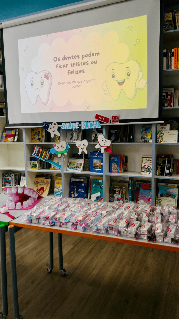 Kits de higiene bucal distribuídos nas escolas